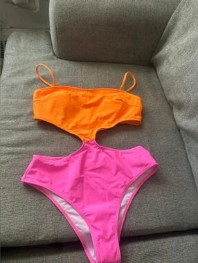 Neon Two-Tone Cutout One-Piece Swimsuit - Orange & Hot Pink
